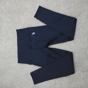 V3 Apparel Define Seamless Scrunch Leggings